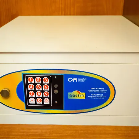 Funny Palace Hostel *