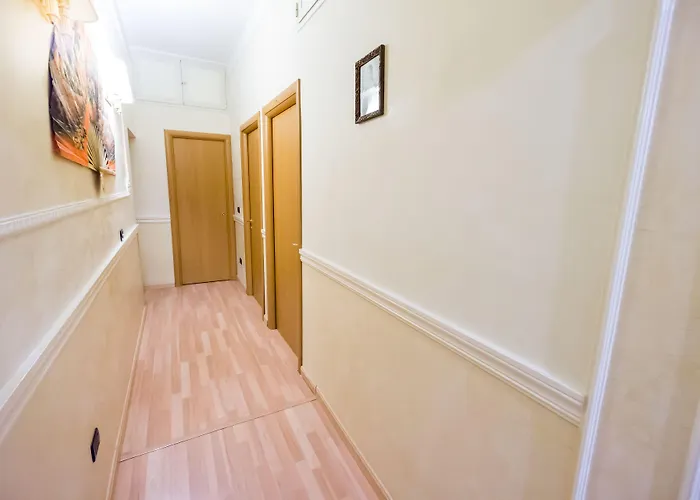 Hostel Funny Palace *