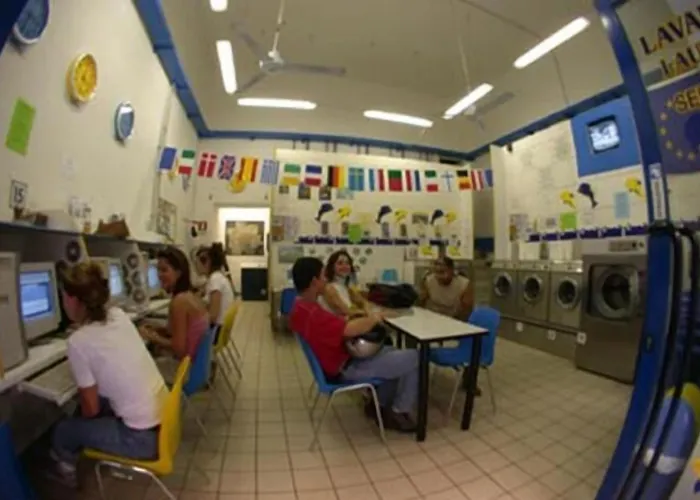 Hostel Funny Palace *