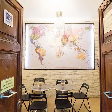 滑稽宫旅舍 罗马